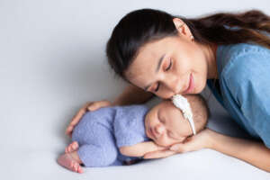 Why Newborn Breastfeeding is Important: Nutrition, Immunity & Bonding