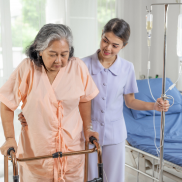 causes and symptoms of menopause explained by gynecologist in chennai